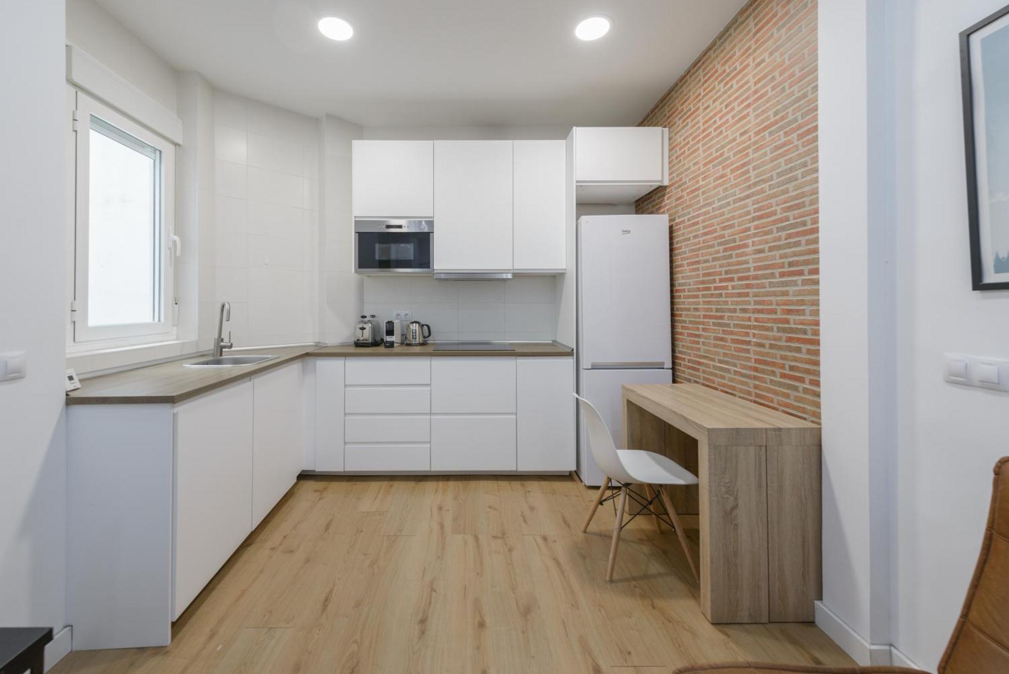 Avila Calle, Precioso Estudio En Santiago Bernabeu-Estrecho En Segundo Piso Sin Ascensor Daire Madrid Dış mekan fotoğraf