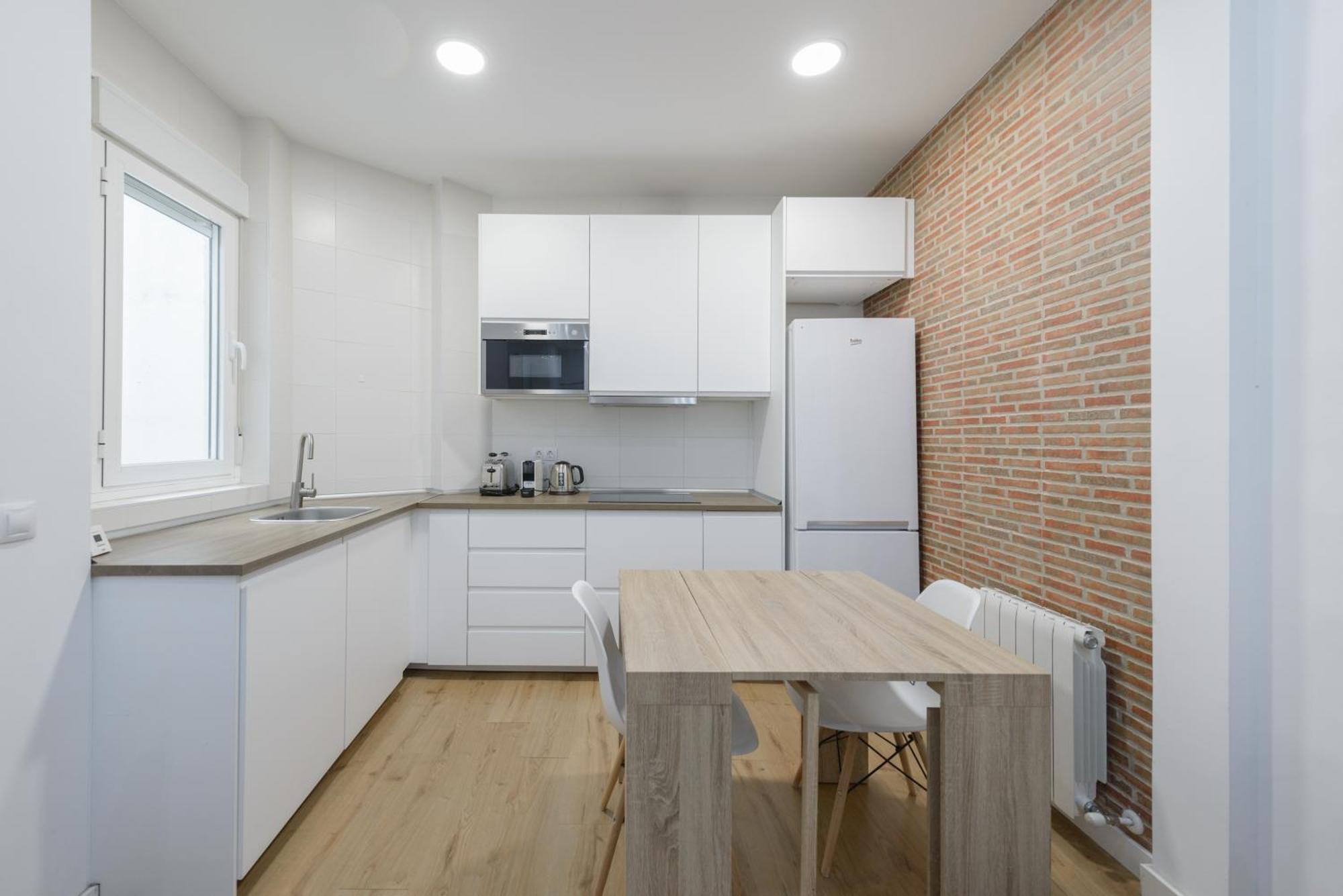 Avila Calle, Precioso Estudio En Santiago Bernabeu-Estrecho En Segundo Piso Sin Ascensor Daire Madrid Dış mekan fotoğraf