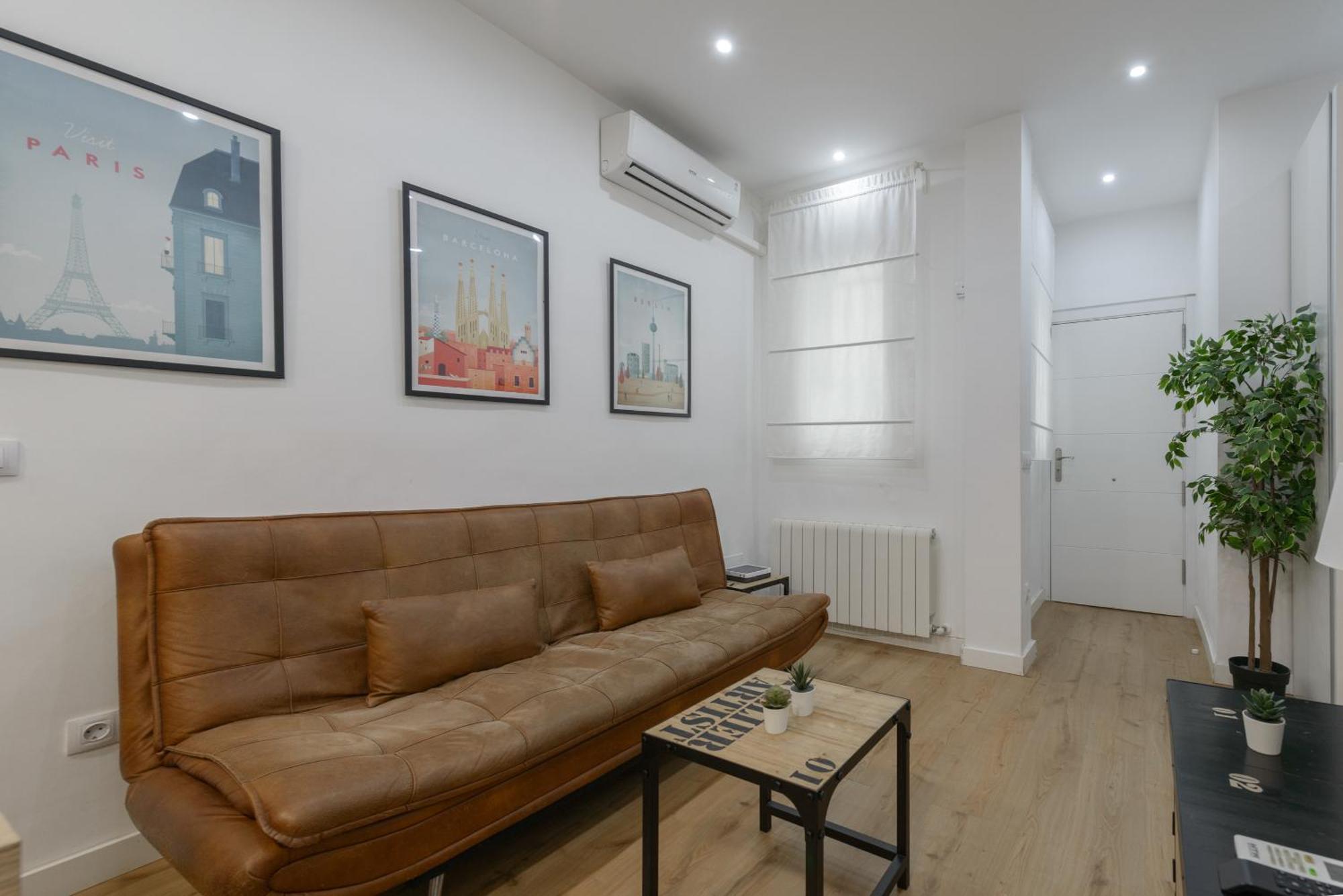 Avila Calle, Precioso Estudio En Santiago Bernabeu-Estrecho En Segundo Piso Sin Ascensor Daire Madrid Dış mekan fotoğraf