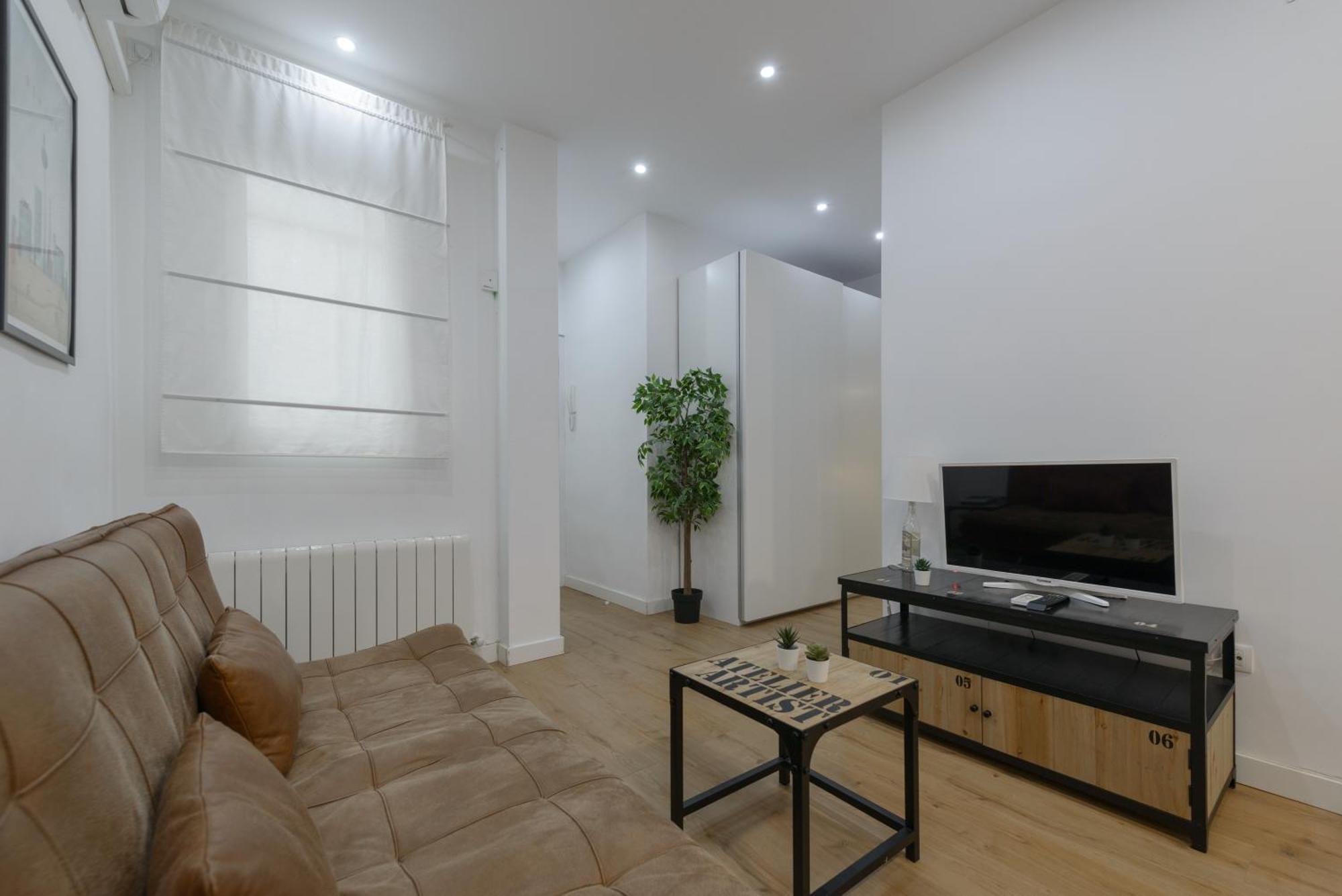 Avila Calle, Precioso Estudio En Santiago Bernabeu-Estrecho En Segundo Piso Sin Ascensor Daire Madrid Dış mekan fotoğraf
